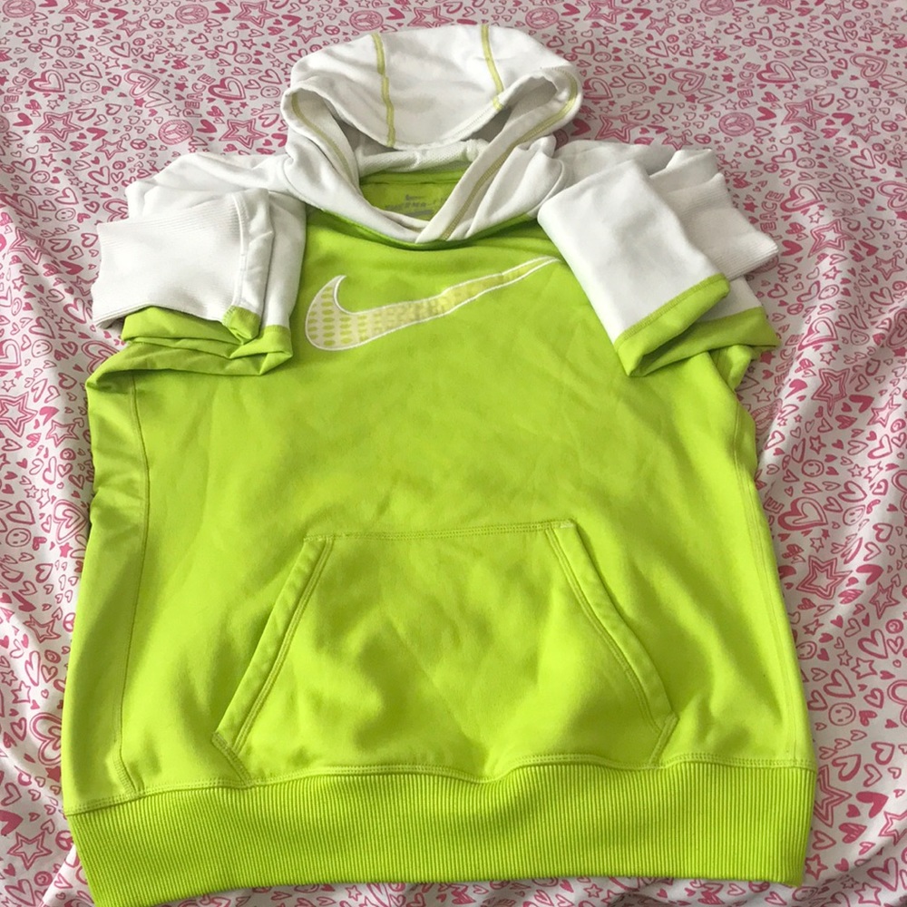 Nike ThermaFit Long Sleeve Kangaroo Pouch Hoodie M